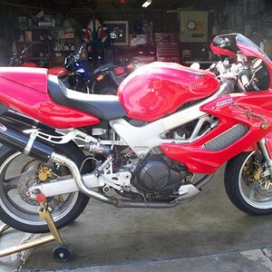 1998 Honda VTR1000F
I have owned this bike since 2000 and use it mainly for track days the past few years, but manage to get some quick street miles