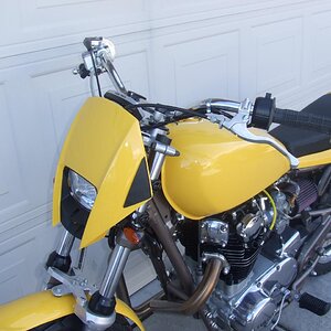 Picture showing L/H front of bike. The gas tank is a stock item that was on the bike (1981 Yamaha XS650 Special) when I bought it. We removed the stoc