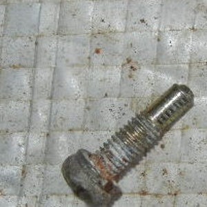 caliper screw late xs650