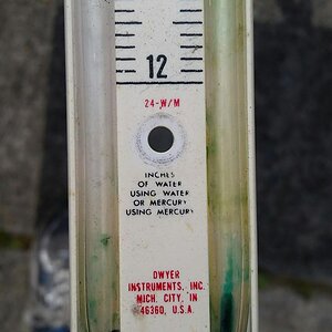 Dwyer FLEX-TUBE 24" U-Tube Manometer.
#1223-24-W/M.
Image 1 of 3
Use for Carb Sync.  Includes green Dwyer Gage Fluid.
