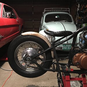 Trimming and fitting rear fender