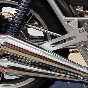 Twin Pipe XS650 Exhaust Mount