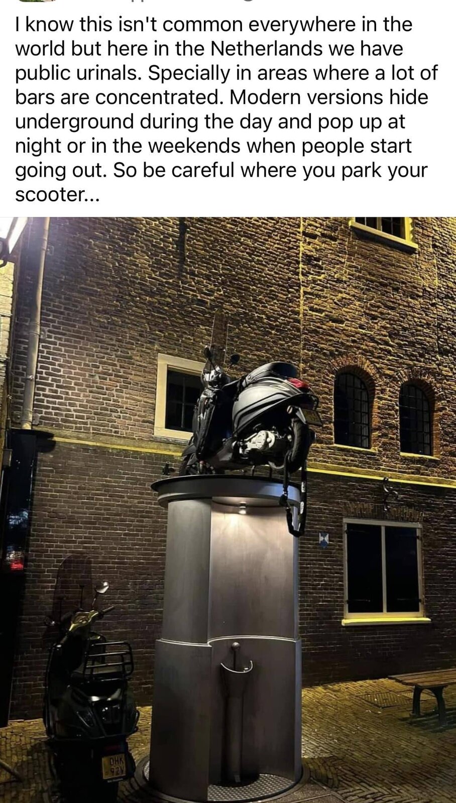 dutch pissoire with scooter.jpg