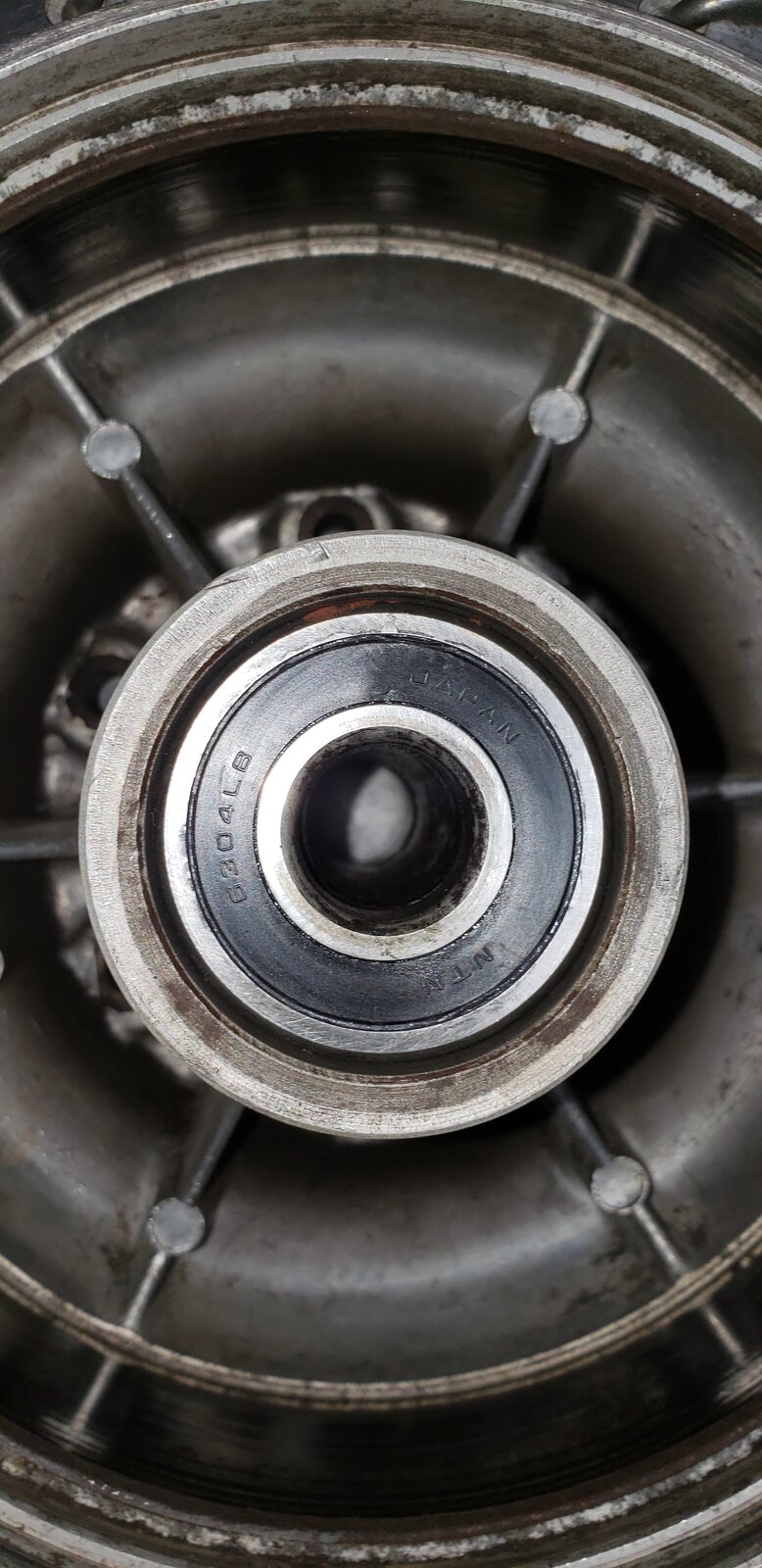 RH rear wheel bearing.jpg