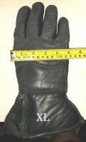 Gloves05.jpg