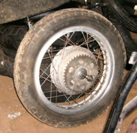 TX750 rear wheel.JPG